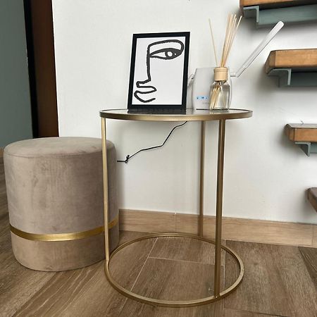 Design Home At Garda Lake デセンツァーノ・デル・ガルダ エクステリア 写真