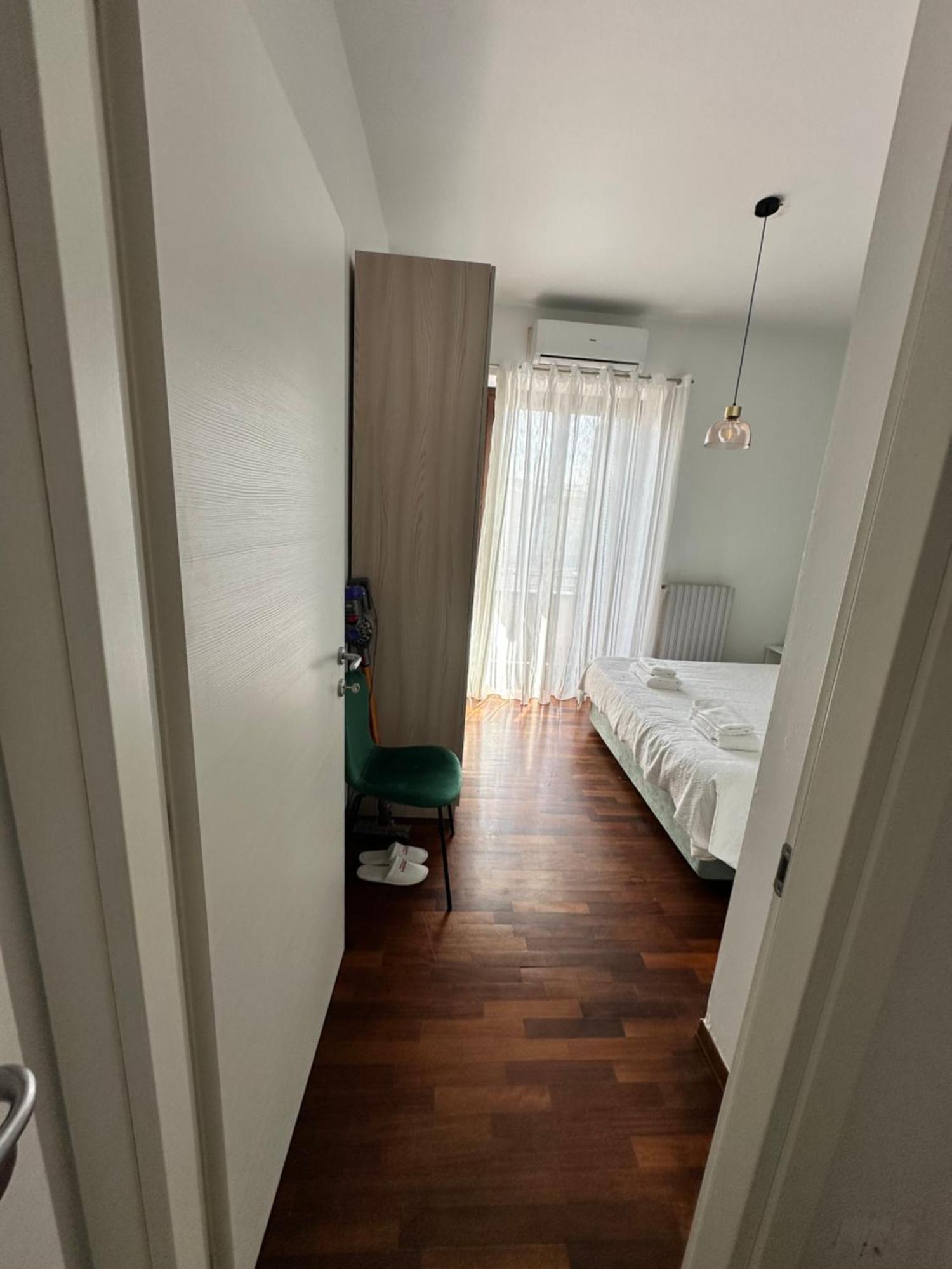 Design Home At Garda Lake デセンツァーノ・デル・ガルダ エクステリア 写真